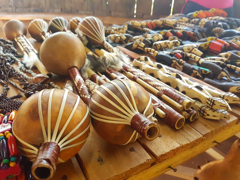 guaraníes (1)